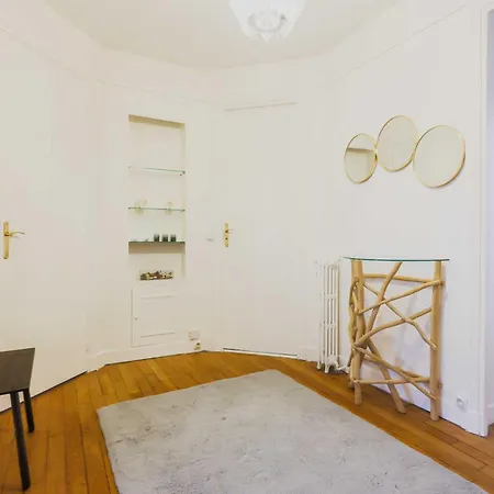 Appartement Cosy With Balcony -3br-4p- Place Des Ternes *
